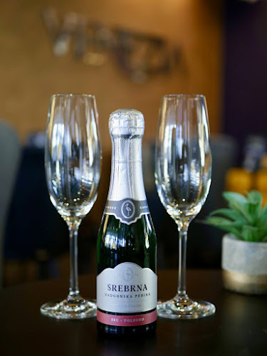 Lounge Bar Venezia - Gastronomija in gostinstvo