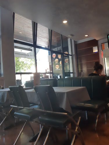 Opinii despre Okrepčevalnica Soča Ademi Avni s.p. în Nova Gorica - Gastronomija in gostinstvo