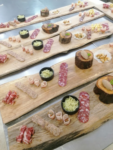 Opinii despre Turistična kmetija Krjan în Dole pri Litiji - Gastronomija in gostinstvo