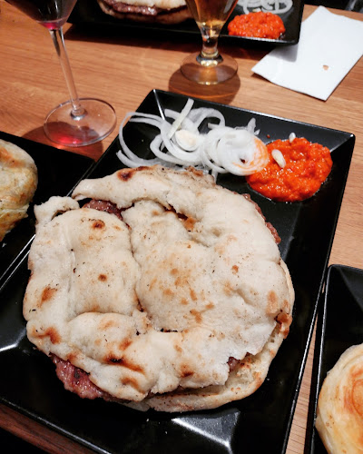 Opinii despre Okrepčevalnica Soča Ademi Avni s.p. în Nova Gorica - Gastronomija in gostinstvo