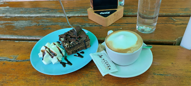 Comentarii opinii despre Kava Bar Hlapon