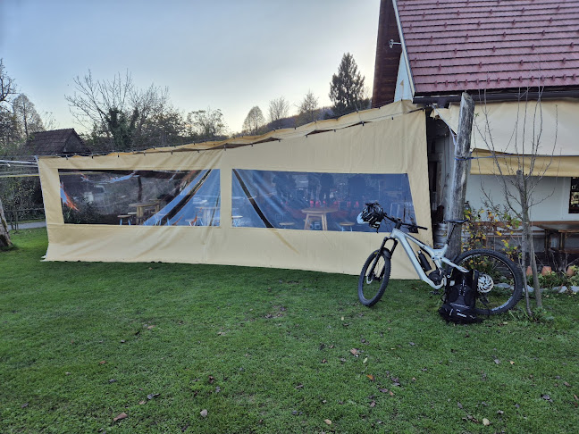 Opinii despre Kmetija odprtih vrat "na Kurenu" în Vrhnika - Gastronomija in gostinstvo