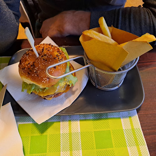 Jurčkova Cesta 225, 1000 Ljubljana