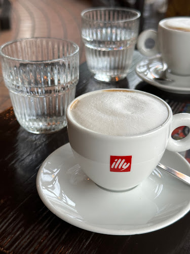 Pobreška cesta 18, 2000 Maribor