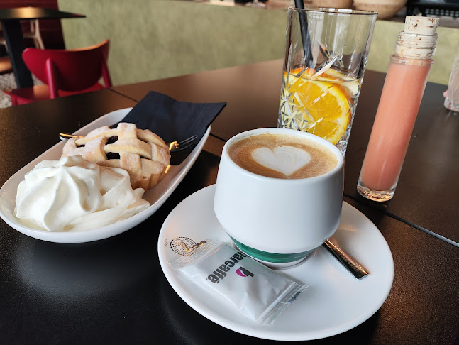 Opinii despre AZTEC kavarnica în Ljubljana - Gastronomija in gostinstvo