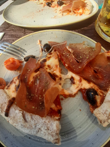 Lipa kavarna, pivnica in restavracija - Podčetrtek