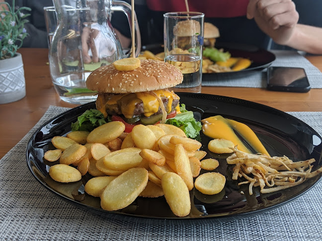 Taverna Belo Jadro d.o.o.