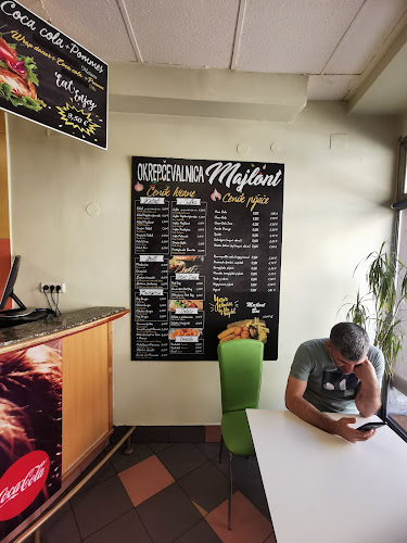 Tržaška cesta 13, 6230 Postojna