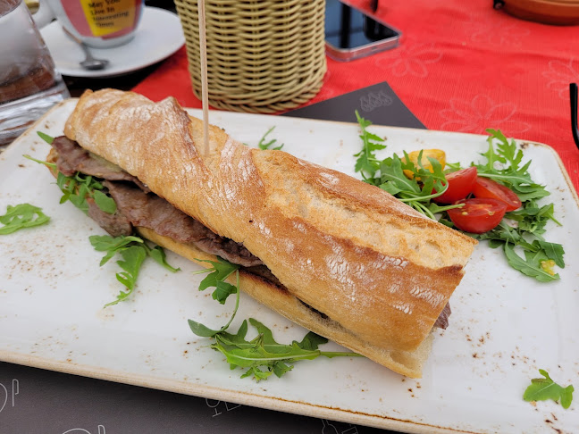 Kodila Gourmet & Bistro Market