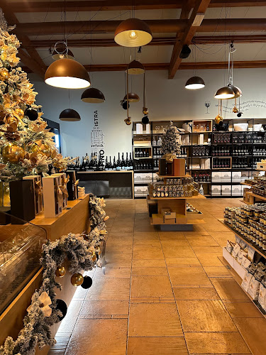 VINAKOPER wine boutique & cellar - Koper