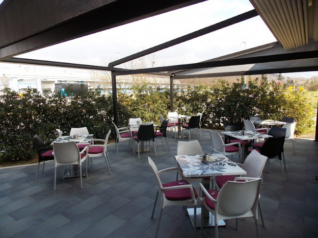 Kafetino bar - Gastronomija in gostinstvo