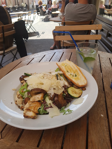 Comentarii opinii despre Kavarna Isabella