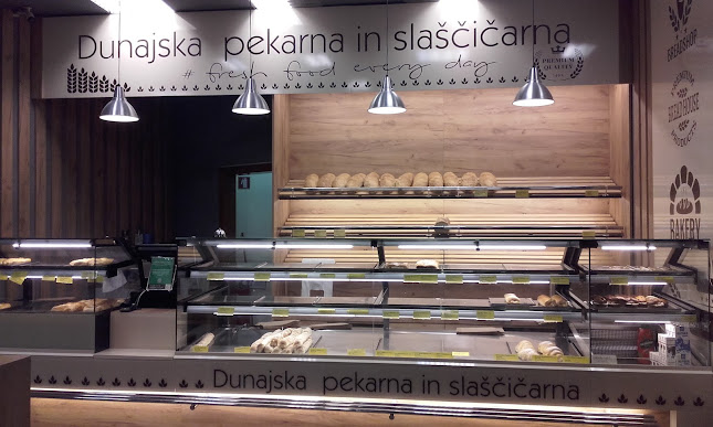Opinii despre Dunajska Pekarna in Slaščičarna în Ljubljana - Gastronomija in gostinstvo