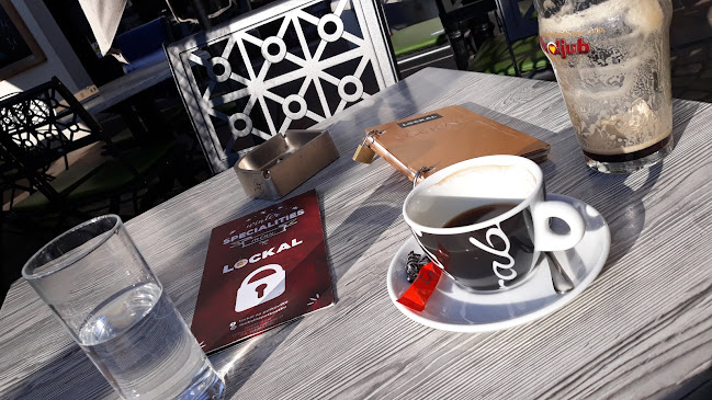 Vodnikov trg 2, 1000 Ljubljana