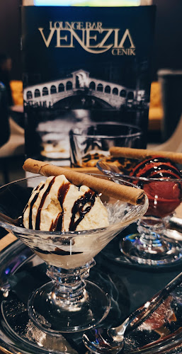 Lounge Bar Venezia - Gastronomija in gostinstvo