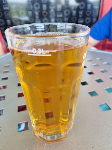 Okrepčevalnica Viki burger - Gastronomija in gostinstvo