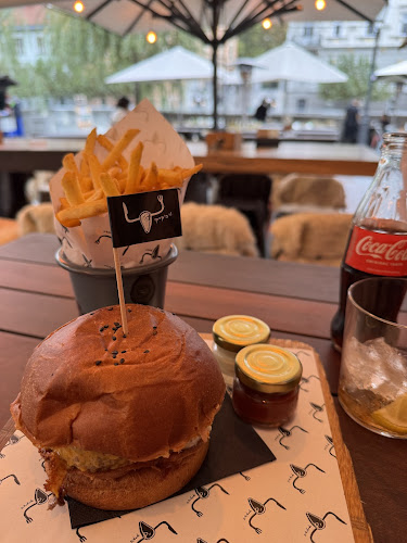 Pop's Burger Bar - Gastronomija in gostinstvo