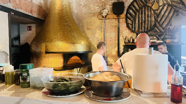 Pop’s Pizza - Gastronomija in gostinstvo