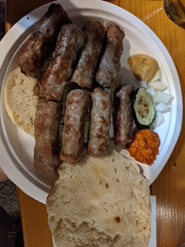 Kajhna Bar restaurant - Gastronomija in gostinstvo