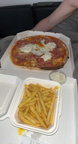 Opinii despre Pizzeria Taberna în Šmarca - Gastronomija in gostinstvo