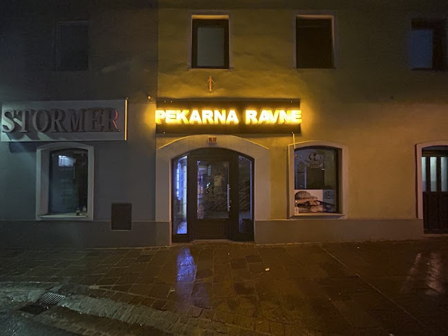 Opinii despre Pekarna Ravne (collaku doo) în Ravne na Koroškem - Gastronomija in gostinstvo