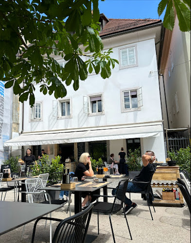 naša hiša | bar & kitchen - Ljubljana