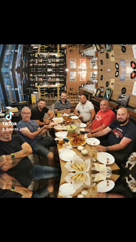 Borza piva - Gastronomija in gostinstvo