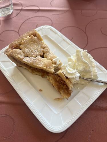 Opinii despre Slaščičarna Kala, B&B Kranjska Gora, Kristjan Čehajić s.p. în Kranjska Gora - Gastronomija in gostinstvo