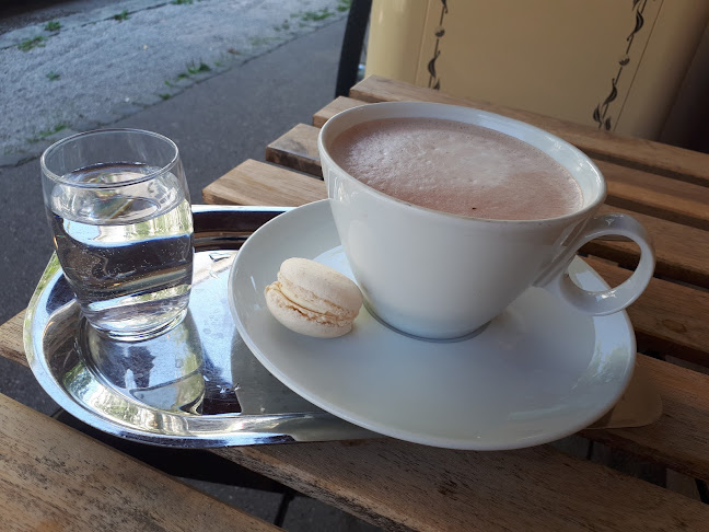 Kavarna Čopomana - Gastronomija in gostinstvo