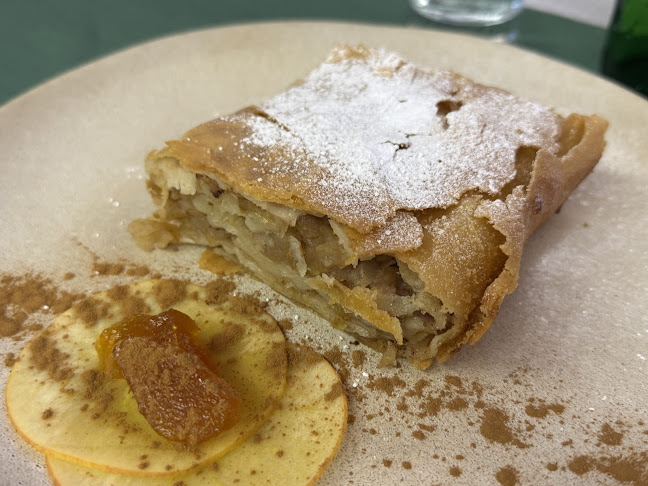 Opinii despre Gostilna Strah Polonca Štrukelj s.p. în Škofljica - Gastronomija in gostinstvo