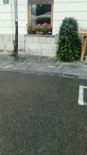 Vodnikov trg 5, 1000 Ljubljana