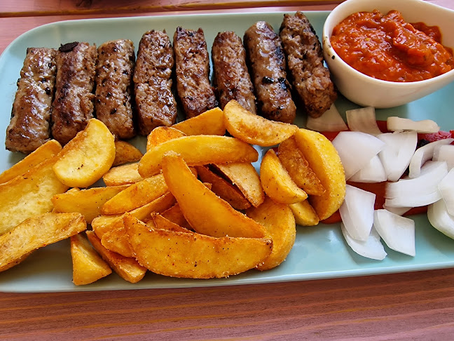 Trg golobarskih žrtev 49, 5230 Bovec