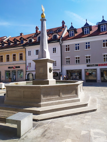 Biro Caffe - Gastronomija in gostinstvo