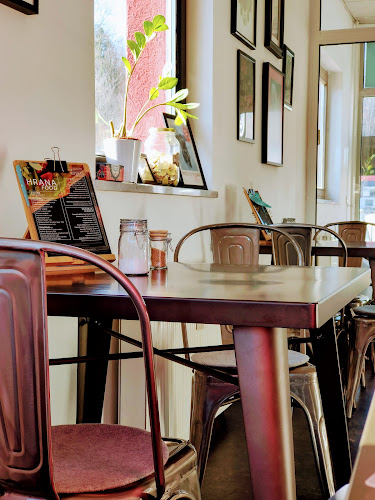 Alpska cesta 43, 4240 Lesce