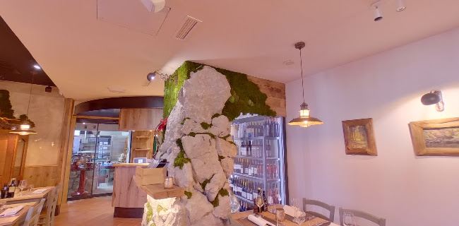 Restavracija Sova Bled - Gastronomija in gostinstvo