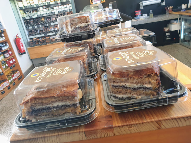 Kodila Gourmet & Bistro Market