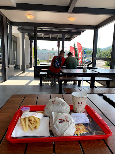 Comentarii opinii despre KFC