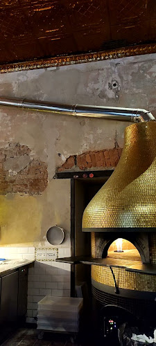 Breg 2, 1000 Ljubljana