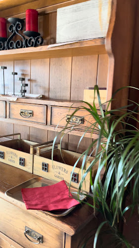 Restavracija in prenočiščaTulipan - Lesce