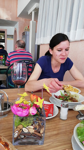 Opinii despre Rcu rekreacijski center d.o.o. în Lukovica pri Domžalah - Gastronomija in gostinstvo