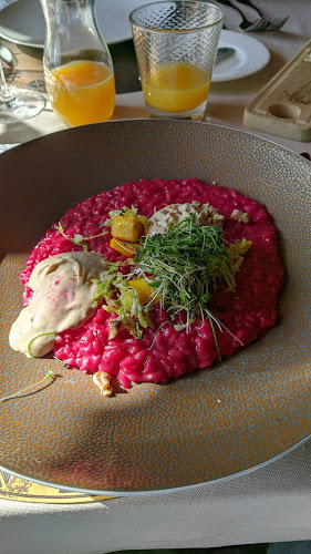 Gostilna na Gradu - Gastronomija in gostinstvo