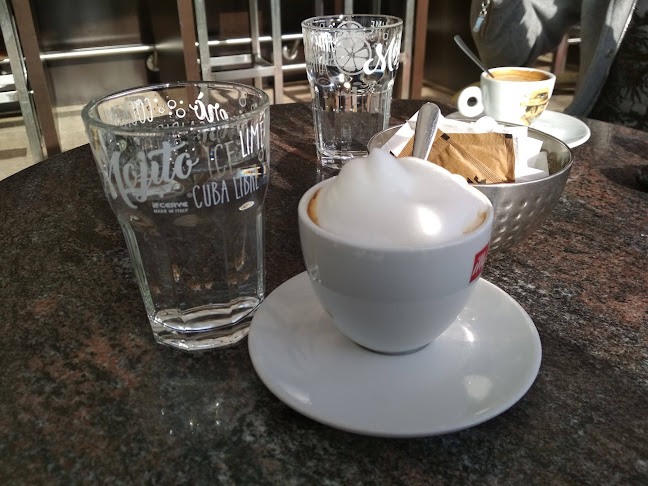 Krona bar - Gastronomija in gostinstvo