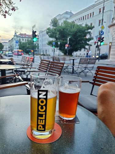 Sir William's pub - Gastronomija in gostinstvo