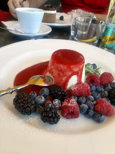 Kavarnica Kaval Club - Gastronomija in gostinstvo