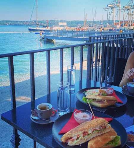 Kavarna Cappuccino Kroštola - Koper