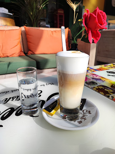 Opinii despre The Old English House, gostinstvo d.o.o. & Sweet English House în Tržič - Gastronomija in gostinstvo