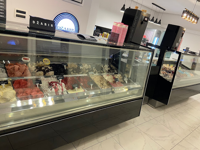 Trg Izgnancev 5, 8250 Brežice