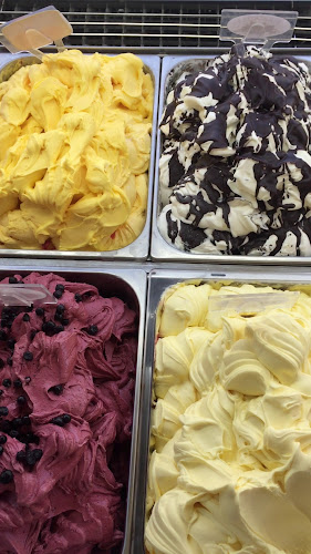 Opinii despre Slaščičarna Center Nevrije Vejseli s.p. în Radlje ob Dravi - Gastronomija in gostinstvo