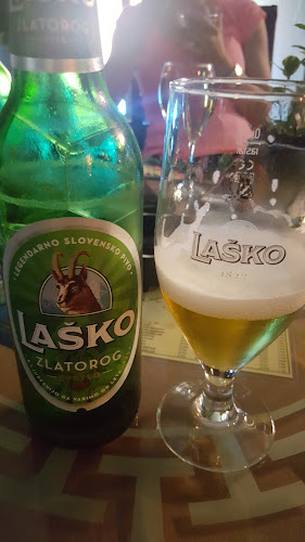 Kava Bar Gaj - točenje pijač - Gastronomija in gostinstvo