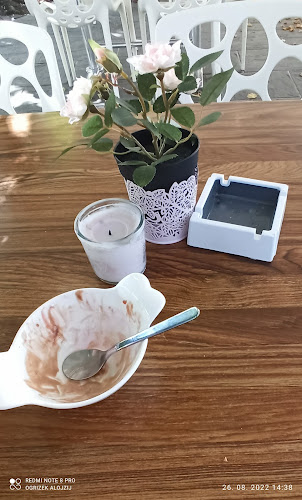 Opinii despre Sladoledni vrt Bambola în Ajdovščina - Gastronomija in gostinstvo